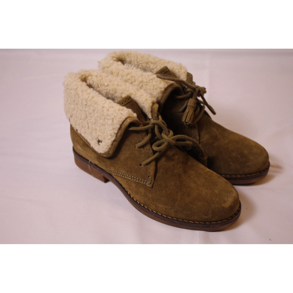 Hush Puppies Booties Womens Size 6.5 Olive Green‎ Faux Suede Lace Up Ankle Shoes